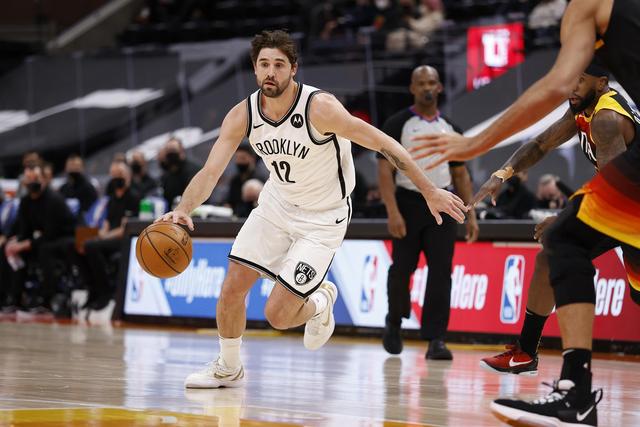 萨拉赫接受1年续约利物浦 他想拿联赛和欧冠冠军